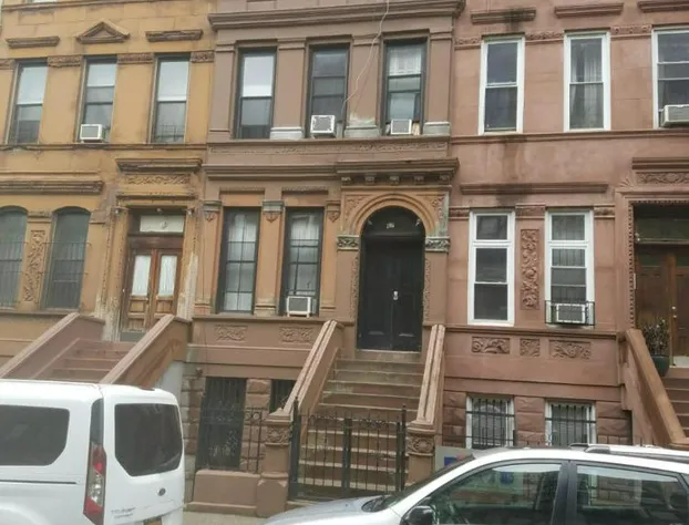 Harlem Lodge hotel detail image 2