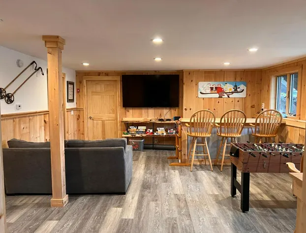 Loafers' Lodge hotel detail image 2