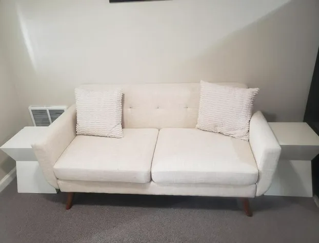 The Airport Lodge hotel detail image 1