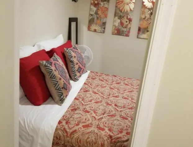 The Airport Lodge hotel detail image 2