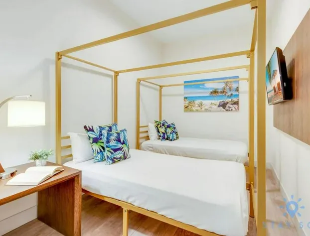 5 Resort ROOFTOP POOL FRONT OCEAN VIEW BALCONY hotel detail image 4