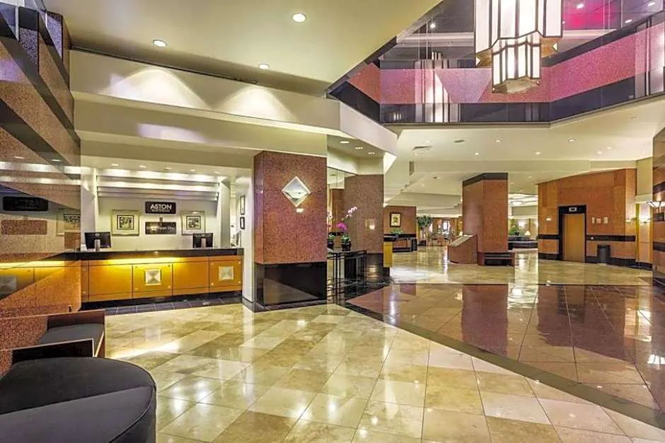 Executive Hotel Suite Downtown Free Parking hotel hero