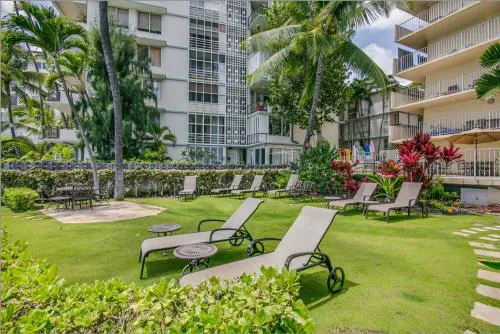 @ Marbella Lane - Breezy Studio@Diamond Head Beach Hotel hotel detail image 4