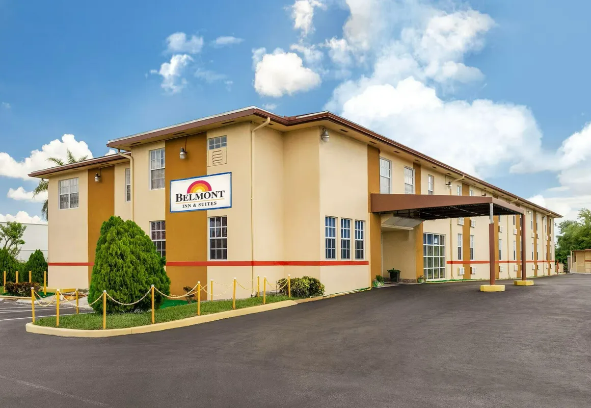 Belmont Inn & Suites hotel hero
