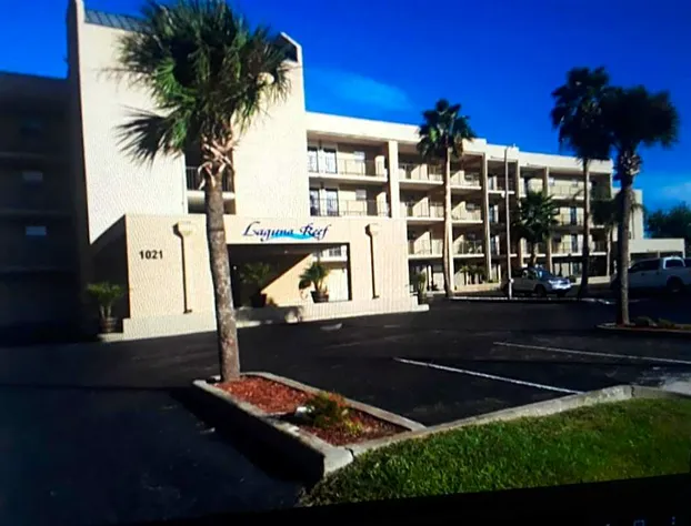 Benjamin's Pier at Laguna Reef Resort hotel detail image 1