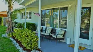 Deerfield Private Resort Style Home Mins To the Beach hotel hero