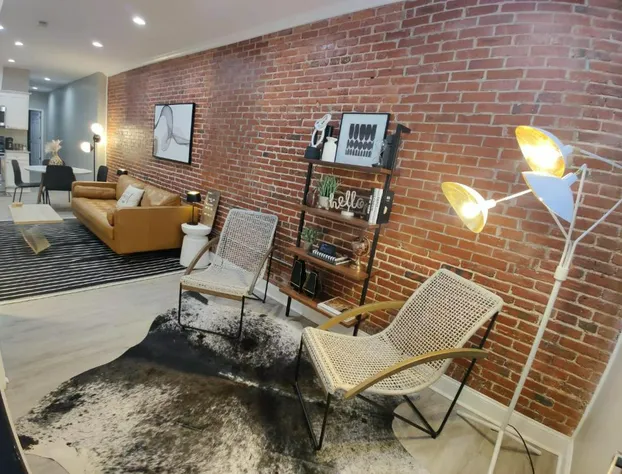 Baltimores Best Home Away From Home 2 Bedroom Apts by Redawning hotel detail image 3