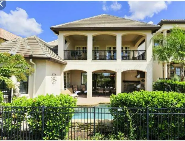 Luxury mansion on golf course at Reunion Resort Orlando 20 minutes from Disney parks - Mansão luxuosa em campo de golfe no Reunion Resort Orlando a 20 minutos dos parques da Disney hotel detail image 1