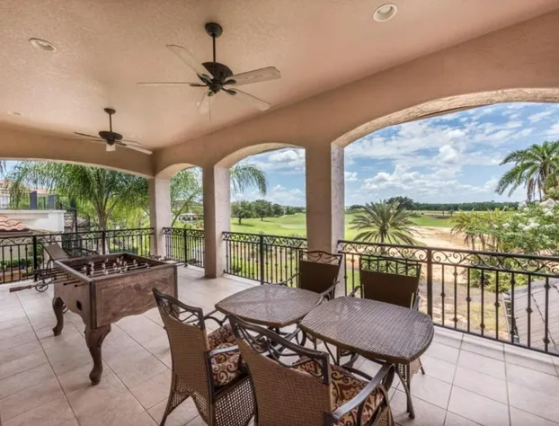 Luxury mansion on golf course at Reunion Resort Orlando 20 minutes from Disney parks - Mansão luxuosa em campo de golfe no Reunion Resort Orlando a 20 minutos dos parques da Disney hotel detail image 3