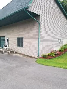 Lithium Lodge LLC hotel detail image 2