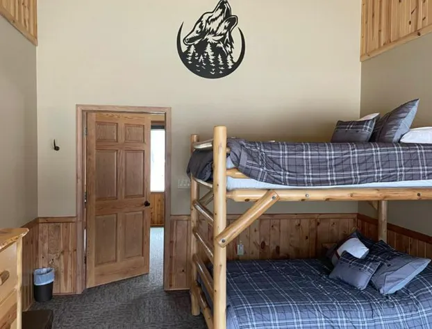 Timberwolf Lodge hotel detail image 3