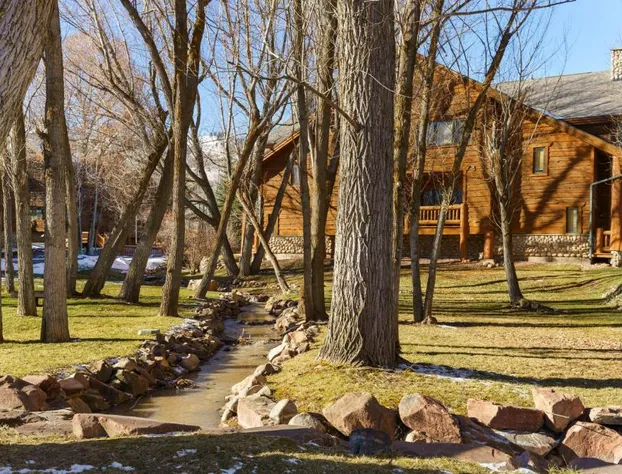 Timberwolf Lodge Unit 11a hotel detail image 1