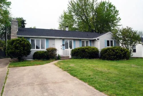 Hoosier Inn- Indiana University hotel hero