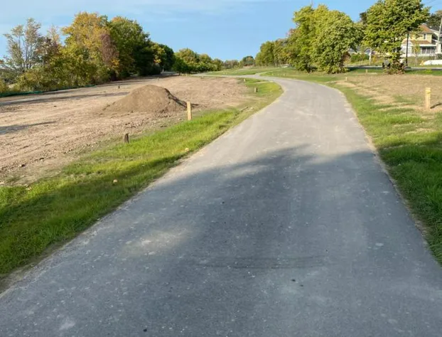 Cozy 4 Bedroom Home Accommodates 10 in Niagara USA hotel detail image 1