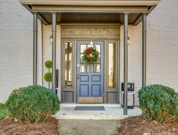 2BR apt by Vandy-Walk to Dinning -208 hotel detail image 1