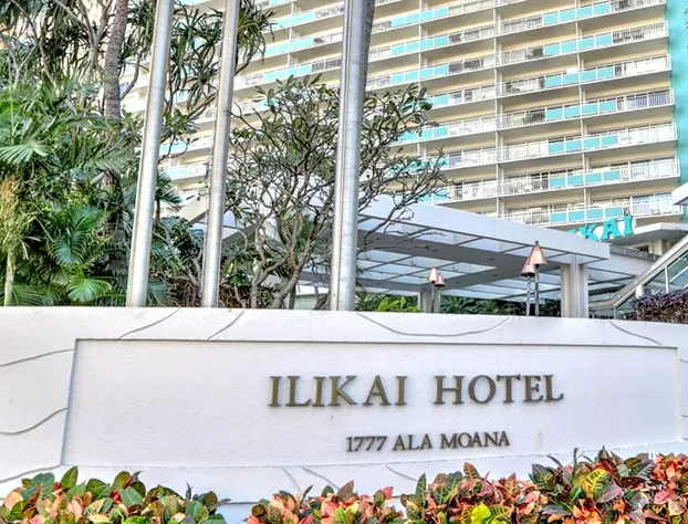 Ocean View Waikiki Luxury Ilikai Free Parking hotel detail image 3