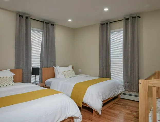 Chateau Lodge - Ski Shandaken Hunter Catskills Windham Belleayre hotel detail image 3