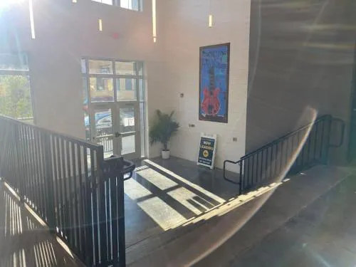 Smart 1 Bed 1 Bath Loft by Lorraine Motel hotel detail image 4