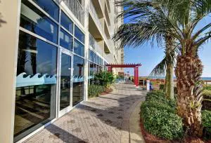 Majestic Resort 505 with RESERVED parking on 3rd Floor Walk Over hotel detail image 1