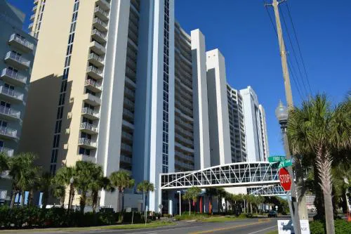 Majestic Resort 505 with RESERVED parking on 3rd Floor Walk Over hotel detail image 3