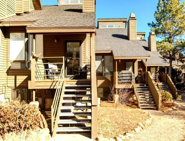 KBM Resorts Bright and Airy 4Bdrm luxury Park City home with gas fireplace easy access RPT-14T hotel detail image 2