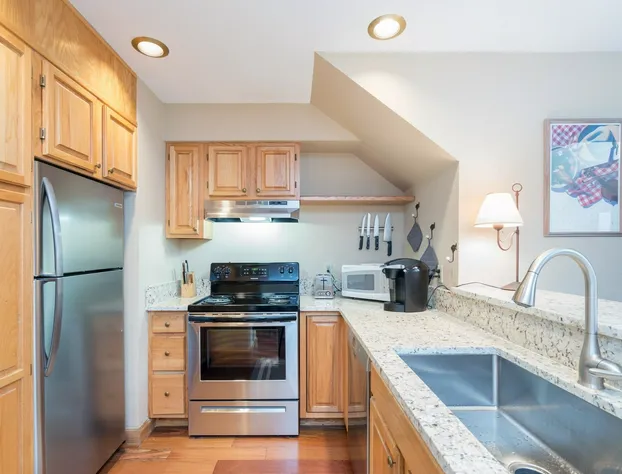 Mahoney Dr - Cimarron Lodge 35 hotel detail image 3