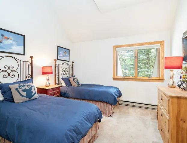 Cimarron Lodge 33 condo hotel detail image 3