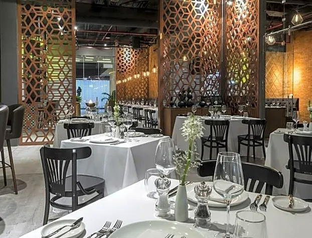 The Fives Downtown Hotel, Curio By Hilton hotel detail image 2