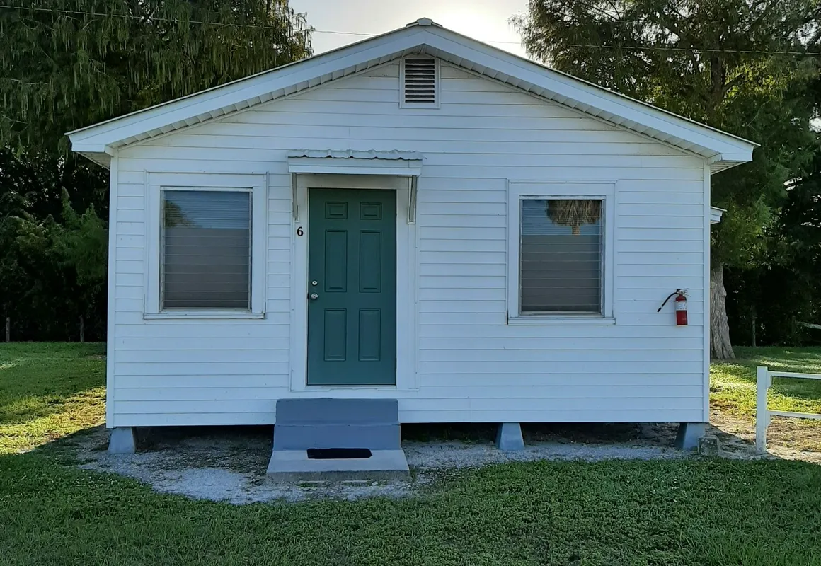 Twin Palms Resort hotel hero