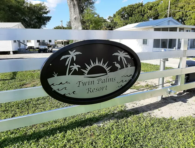 Twin Palms Resort hotel detail image 2