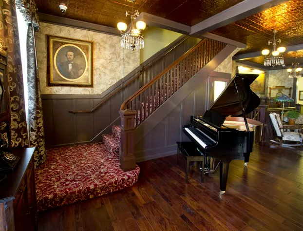 National Hotel Jackson, Tapestry Collection by Hilton hotel detail image 3