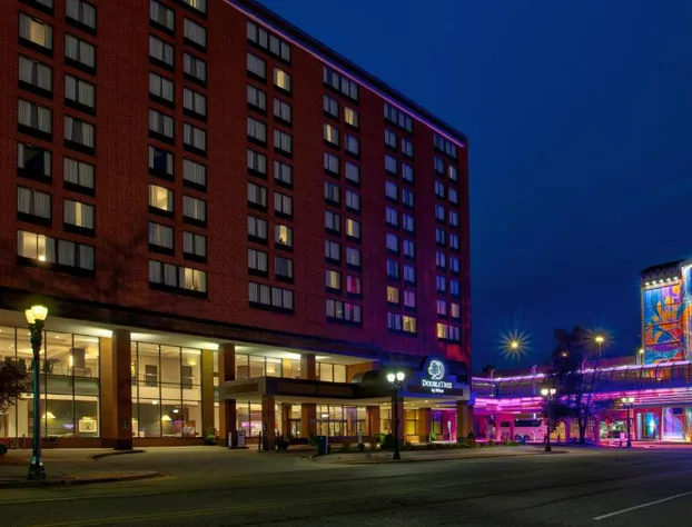 DoubleTree by Hilton Lansing hotel detail image 1