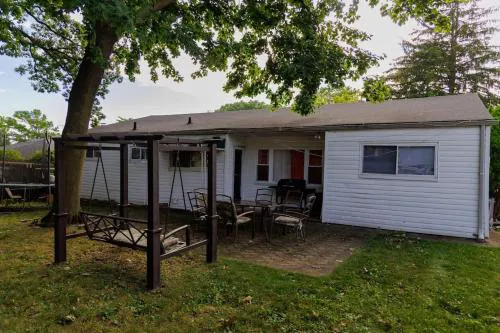 Cheerful Home In New York hotel detail image 3