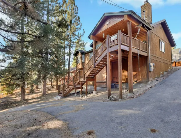 1953-River Rock Lodge home hotel detail image 2