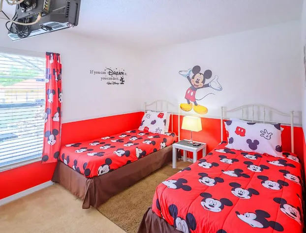 4BR Family Resort Home - Private pool & Games Room hotel detail image 2