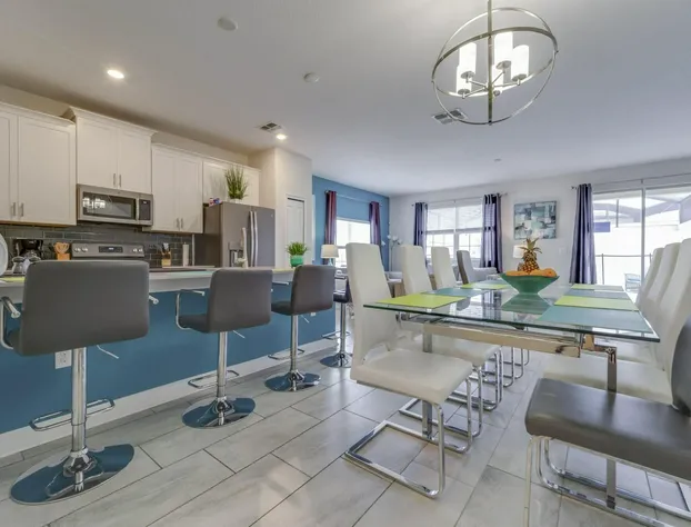 Champions Gate Resort - Modern Furnishings hotel detail image 3