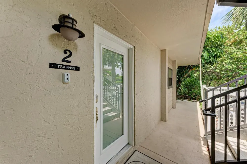 Sea Grape Inn 2- BEACHFRONT Property hotel hero