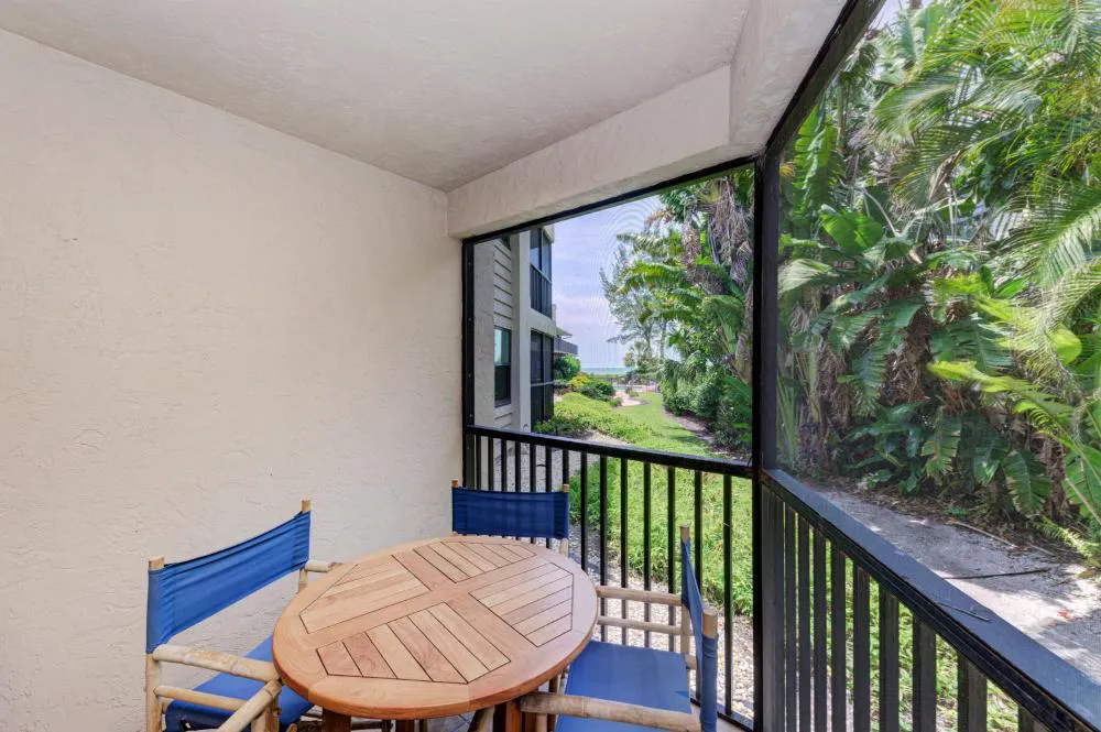 Sea Grape Inn 4- BEACHFRONT Property hotel hero