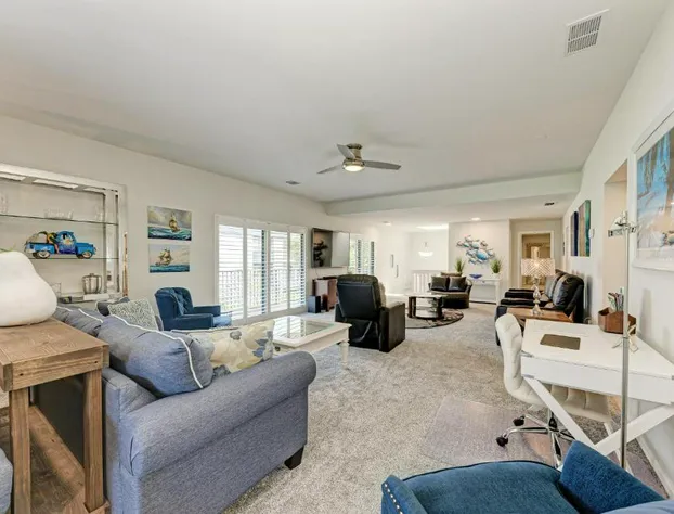 Sea Grape Inn8- BEACHFRONT Property hotel detail image 4