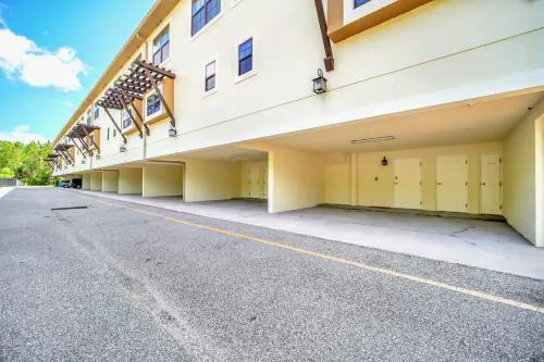 Modern 4Br Townhome Resort Access Near Disney hotel detail image 1