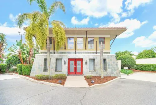 Modern 4Br Townhome Resort Access Near Disney hotel detail image 3