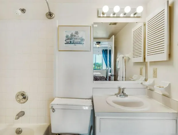 Unit 3227 - Ocean Racquet Club hotel detail image 3