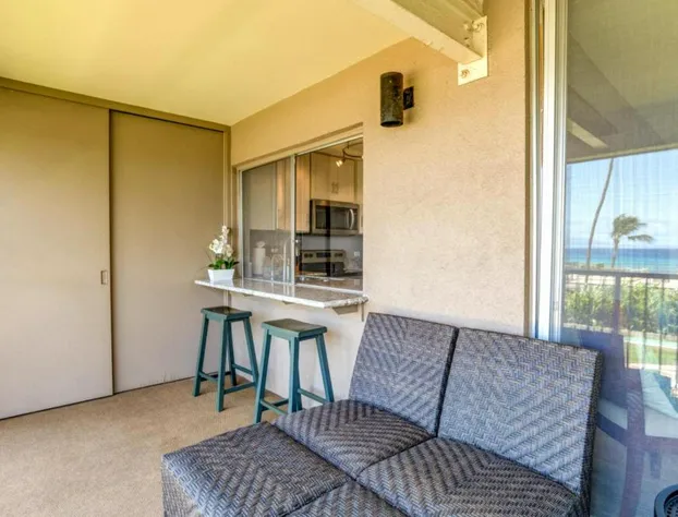 K B M Resorts- Hol-217 Gorgeous 2Bd Ocean-front Oversized Balcony, Chefs Kitchen, Bar! hotel detail image 3