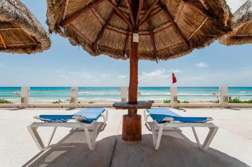 HotelZone L17 Beach Access hotel hero