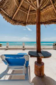 HotelZone L17 Beach Access hotel detail image 2