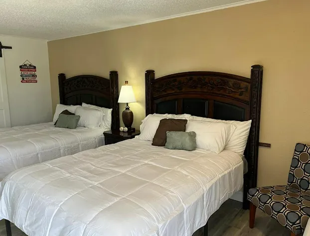 Ball Parks Inn hotel detail image 2