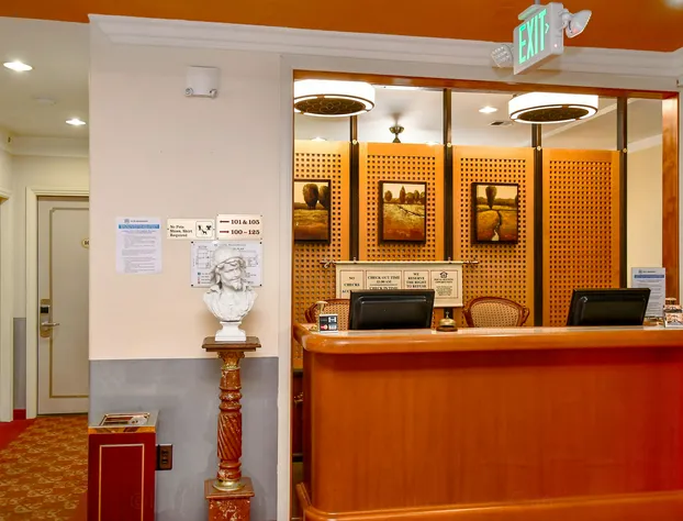 Brand Plaza Hotel hotel detail image 1