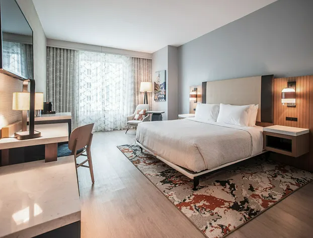 Cambria Hotel Austin Downtown hotel detail image 4