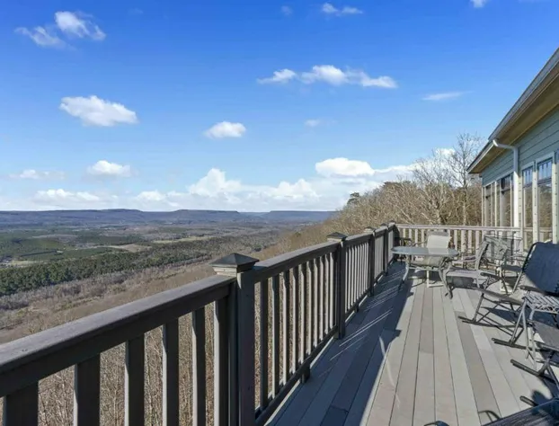 Suite Lookout At The Mentone Mountain View Inn hotel detail image 3
