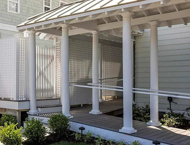 Pinewood 102 Inn At Old Beach hotel detail image 4